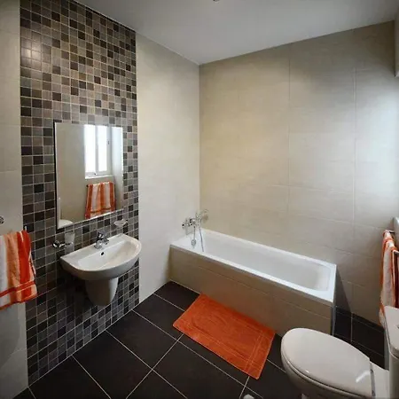 St. Julians Modern And Homely